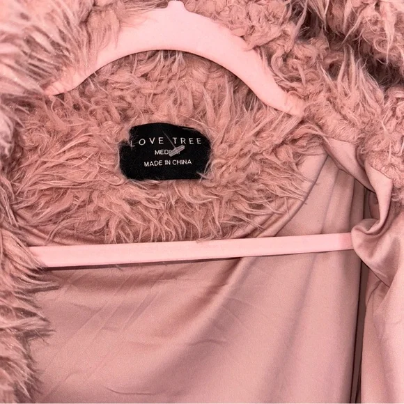 Love Tree Pink Faux Fur Hooded Coat - Picture 4 of 5